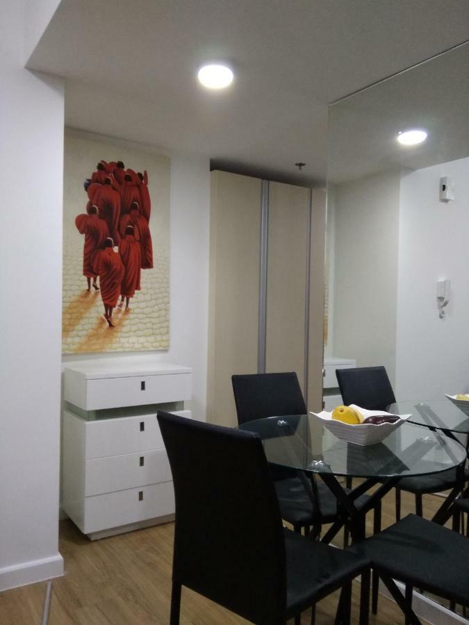 Lustra Studio Davao Luaran gambar